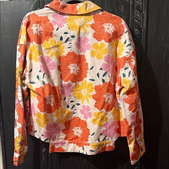 Emily Wonder Vibrant Floral Jean Jacket - Picture 8 of 10